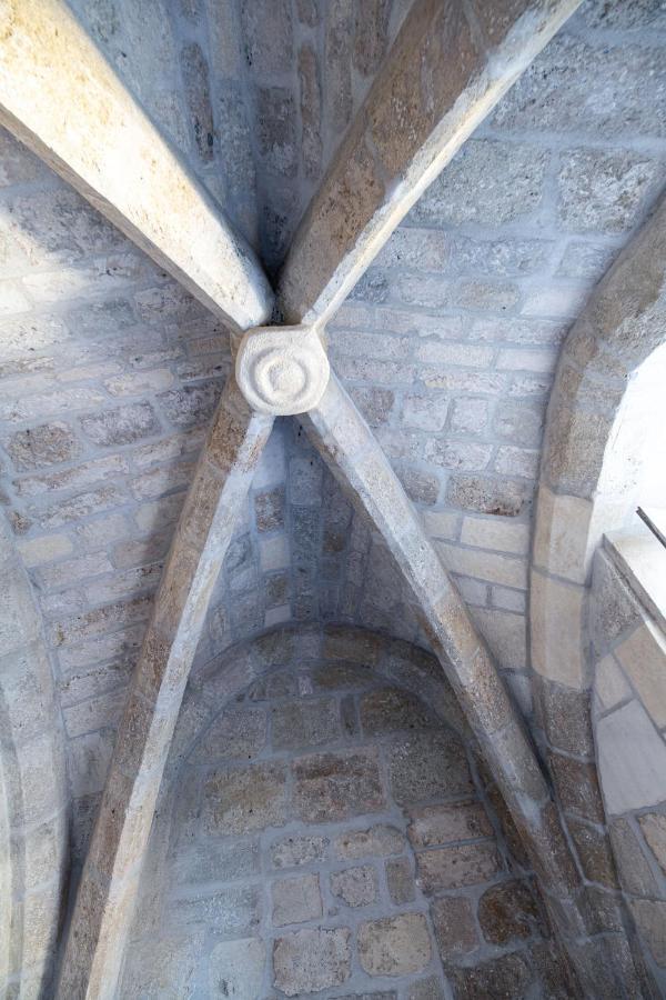 Suite Imperiale Eglise Du Couvent Narbonne Exterior photo